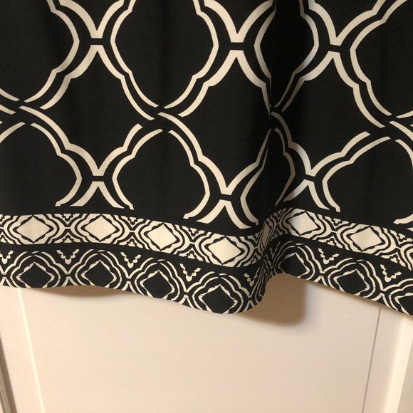 Alyn Dress - Picture 4 of 4